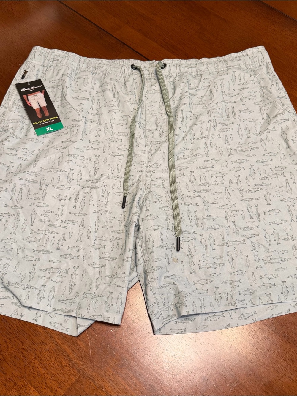 Eddie Bauer Men's Volley Quick Dry Comfort Liner Swim Trunks Light Blue XL AOP